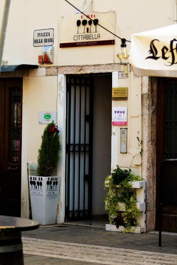 B&B Cittabella Cittadella Bagian luar foto